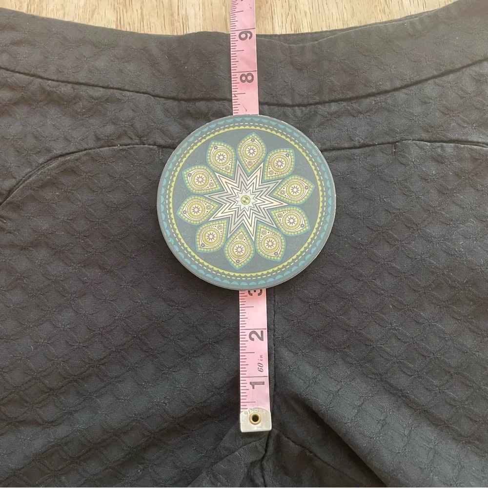Anthropologie CARTONNIER Black Woven Texture Shorts! Very good condition! Size 0